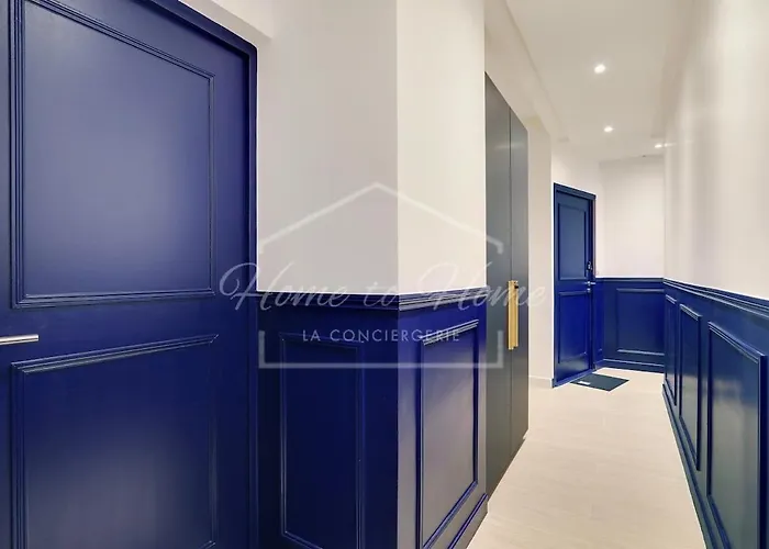Luxury & Spacious Апартаменты
