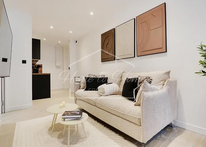 Luxury & Spacious Апартаменты *